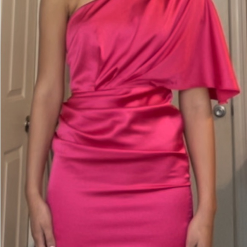 Do + Be Hot Pink One-Shoulder Homecoming Dress